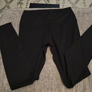 Super soft leggings 🌸bundle with other items and save!!